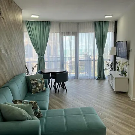 Holiday Lux Tower Batumi Exterior photo