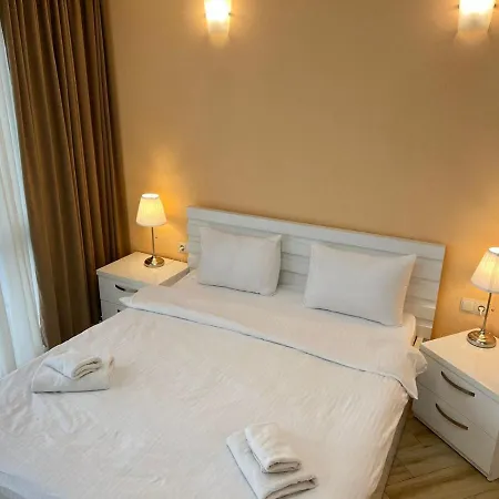 Holiday Lux Tower Batumi Exterior photo