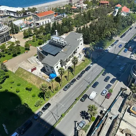 Holiday Lux Tower Batumi Exterior photo